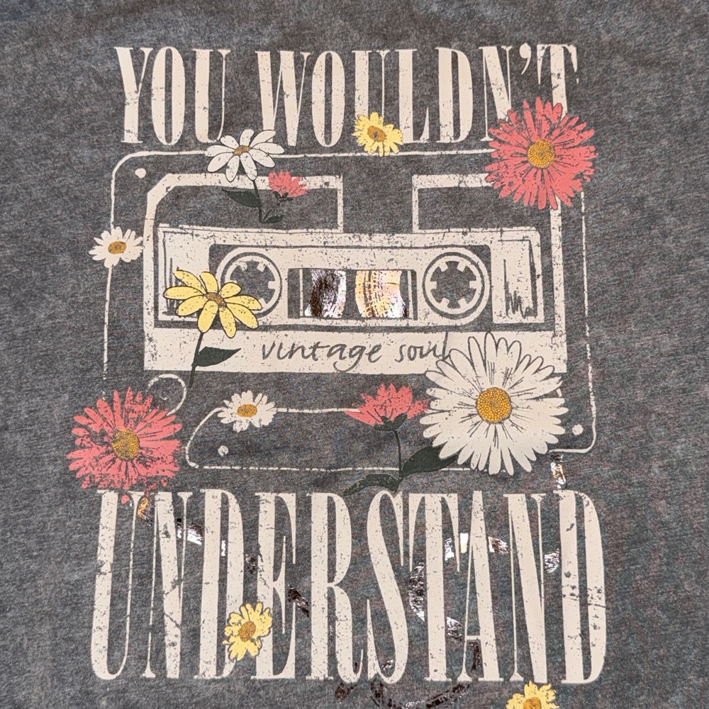 Maurices Women’s T-shirt Fun Graphic - Picture 6 of 8